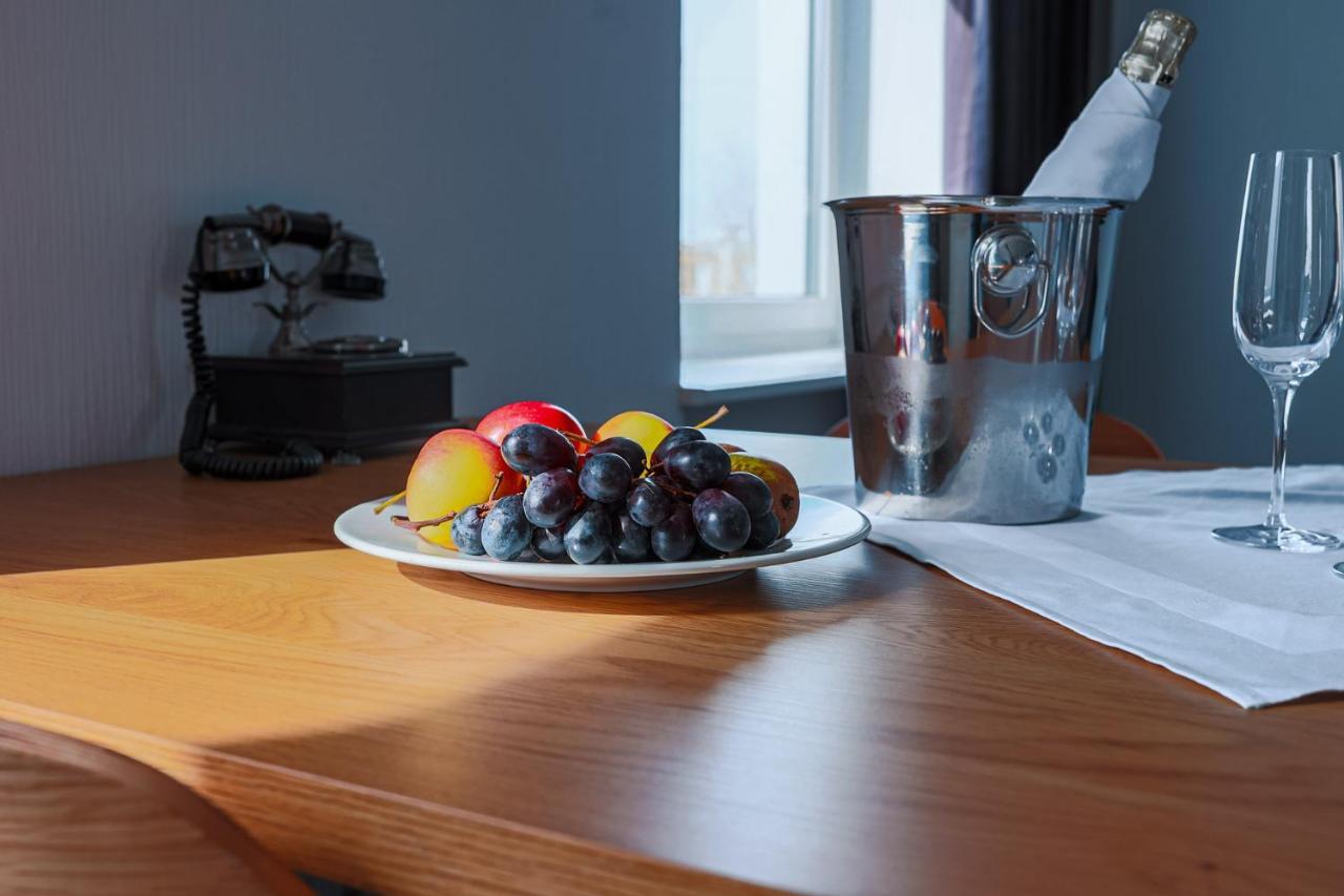 Inger Hotell Narva Eksteriør bilde