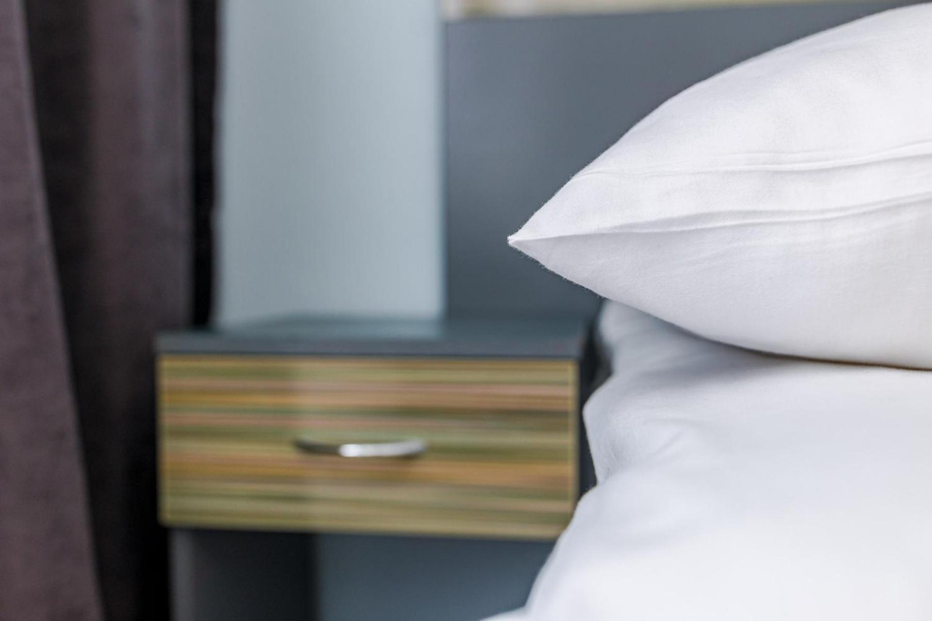 Inger Hotell Narva Rom bilde
